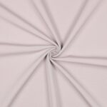 Helehall kangas volditud keerdu