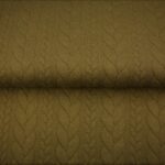 Pruun palmikmustritega kudumismaterjal