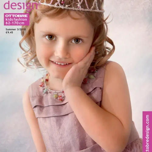 Tüdruk roosas kleidis Ottobre ajakirja kaanel