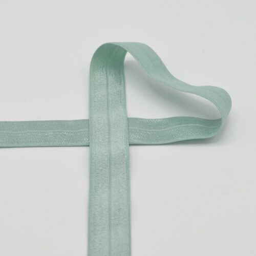 Heleroheline elastne kant paindlikuks õmbluseks