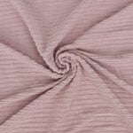 Roosa soonikkoes kangas lähedalt vaadatuna