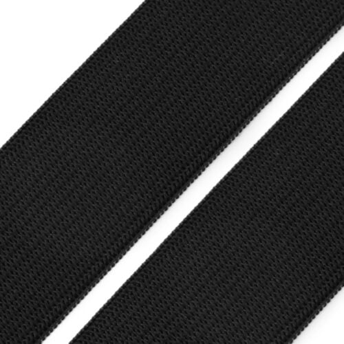 Must elastne rihm kangast