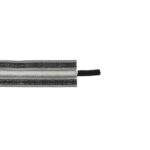 Hõbedane ja must kaabelkaitsehülss