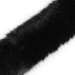 must karvane kangas või tehiskarv