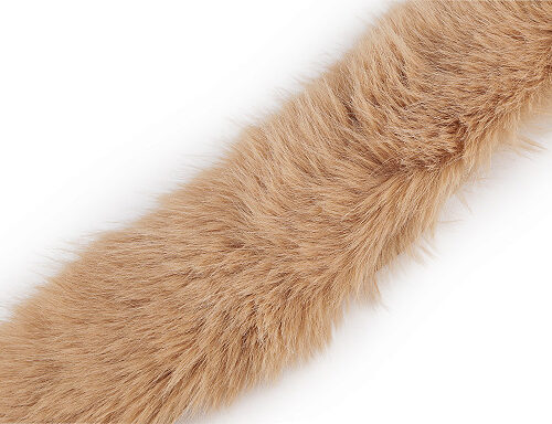 Pruun pehmea karvane kangas või materjal