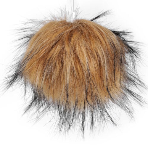 Pruun ja must karvane tutike valgel taustal