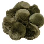 Rohelised karvased pompomid koos