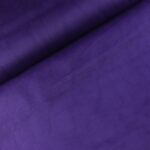 Tumesinine siidine kangas voltide ja tekstuuriga