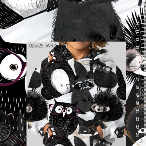 Mustvalge loomamustriga kapuutsiga dressipluus