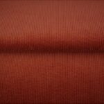 Punane samettriibuline kangas