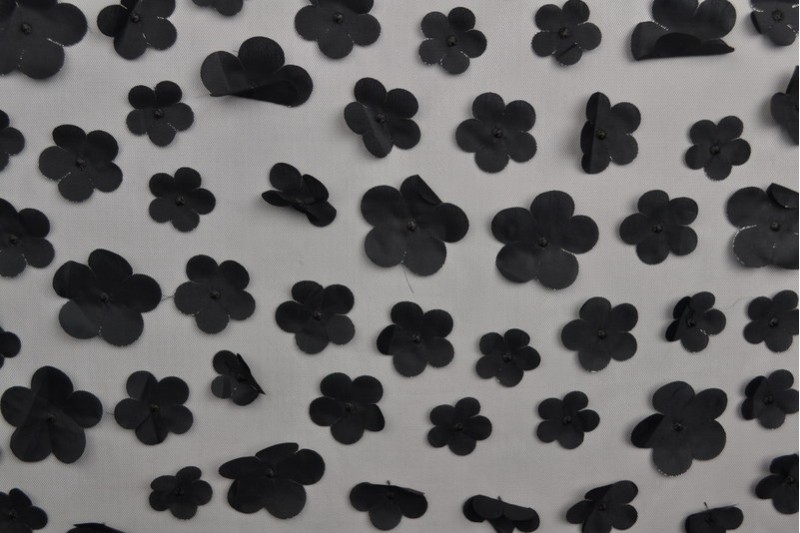 Tüll 3D lilledega: must - Image 2