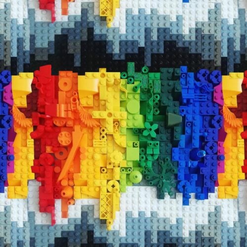 Vikerkaarevärviline LEGO klotsidest mosaiik ülaltvaates