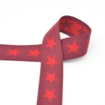 Punane elastne lint tähtedega