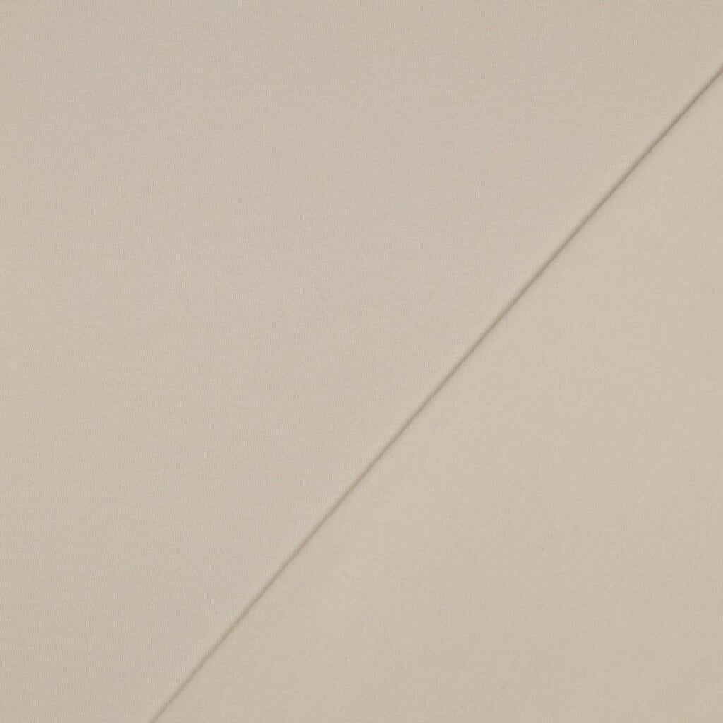 Hele seina ja lae nurk diagonaalse joonega