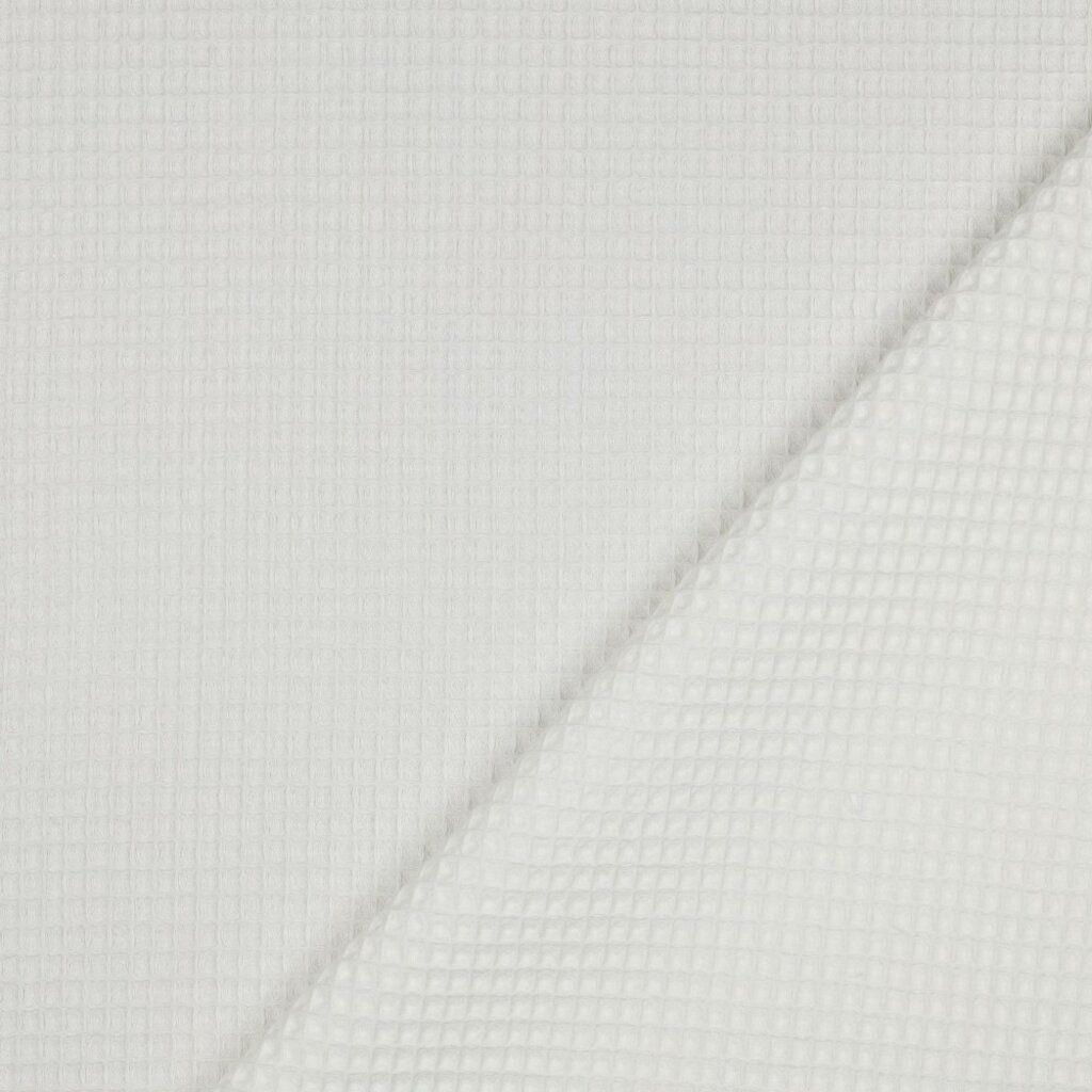 06227.005 image3 c