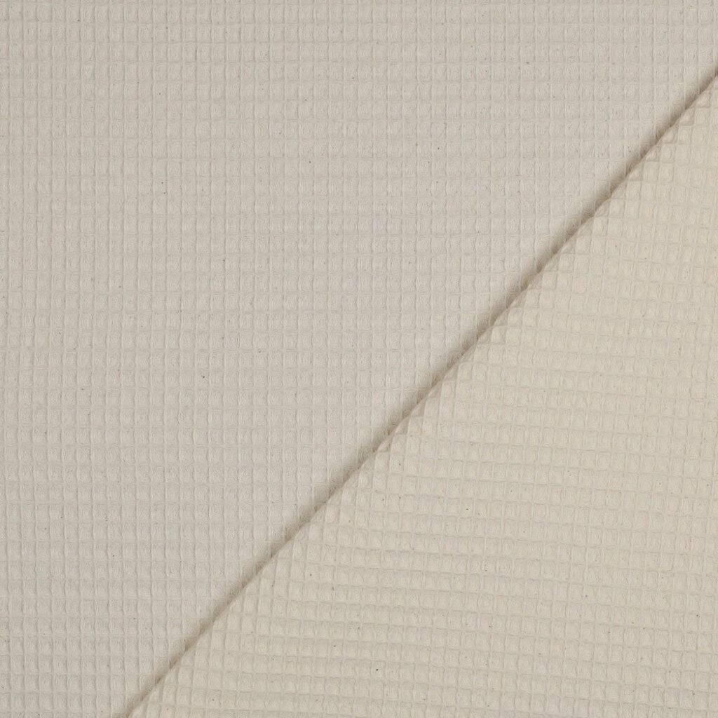 06227.047 image3 c